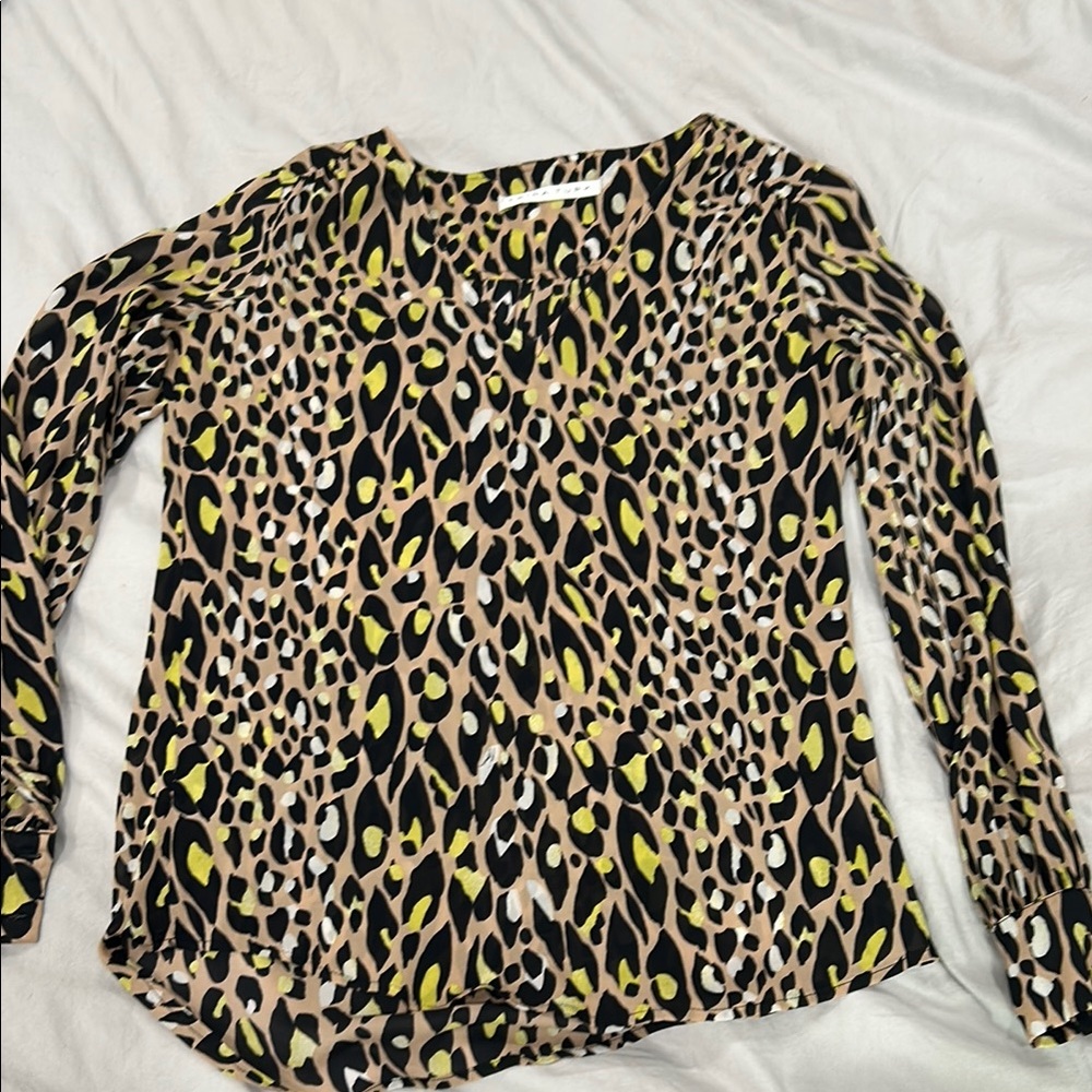 Trina Turk Black Leopard Print Long Sleeve V Neck Blouse XS